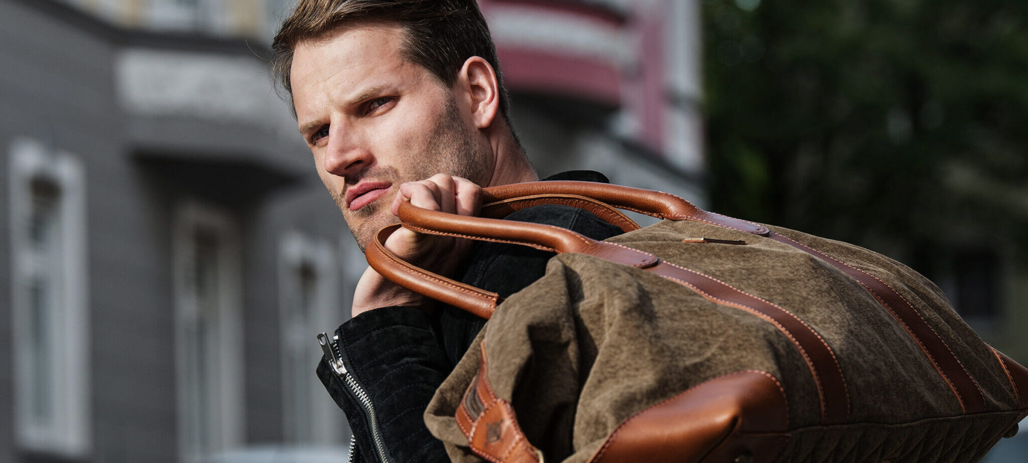 Duffle Bags: A Versatile Essential for Travel and Beyond